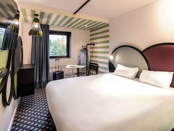 ibis styles paris st denis pleyel