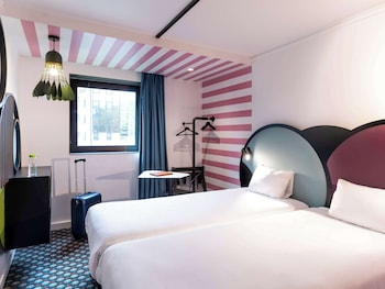 ibis styles paris st denis pleyel