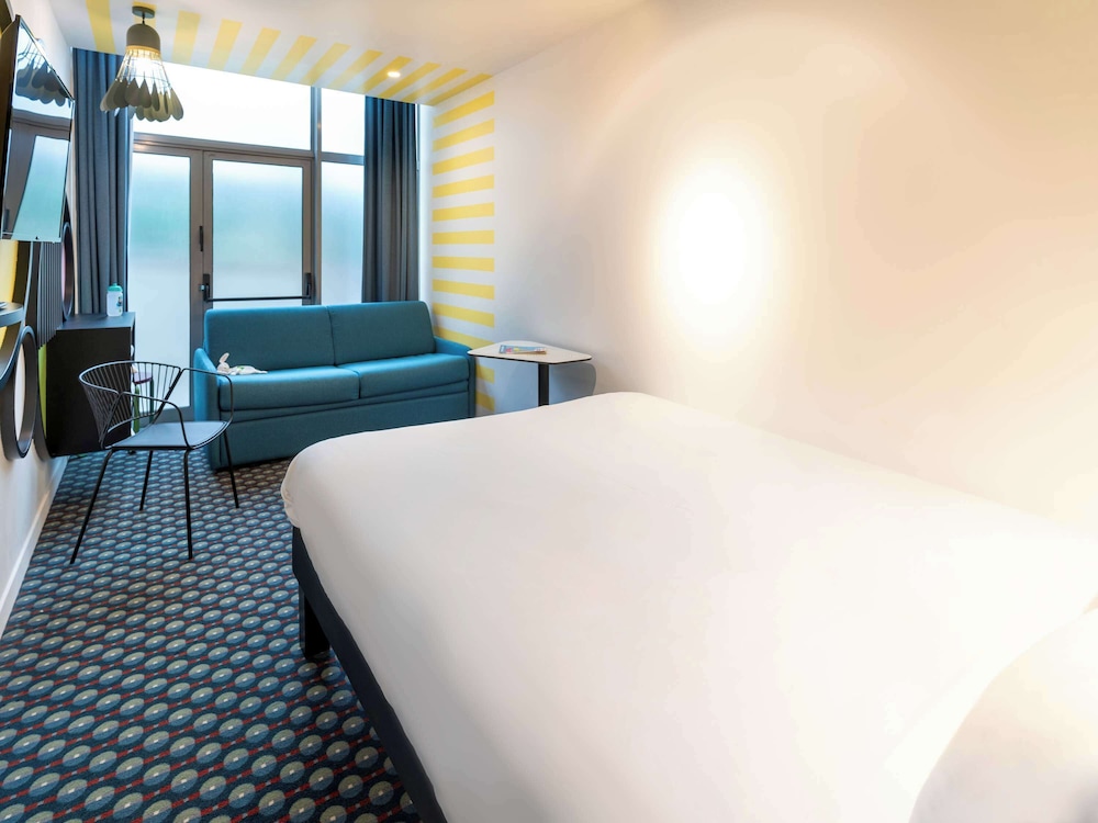 ibis styles paris st denis pleyel