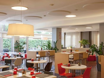 ibis barcelona cornella