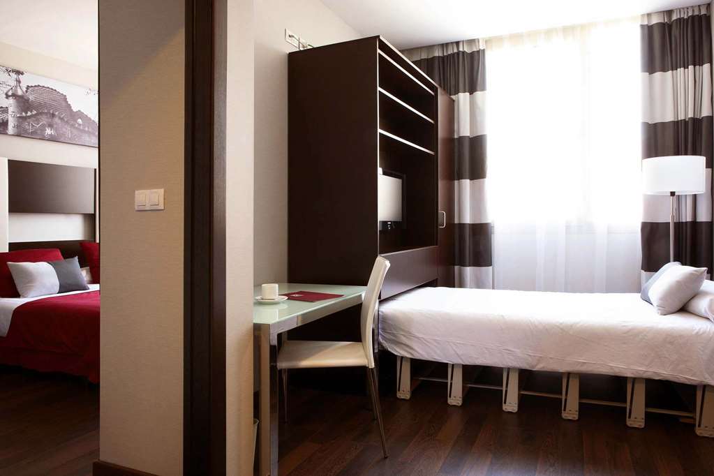 hotel and spa villa olimpic suites