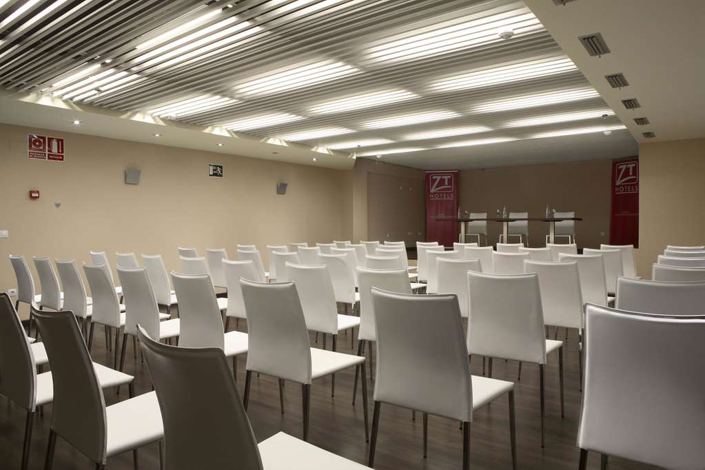 hotel and spa villa olimpic suites