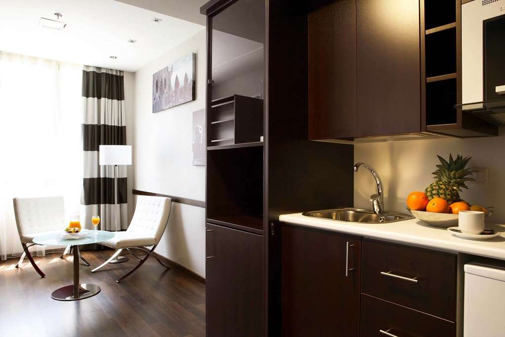 hotel and spa villa olimpic suites