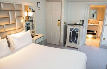 henrietta house a member of radisson individuals