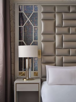 henrietta house a member of radisson individuals