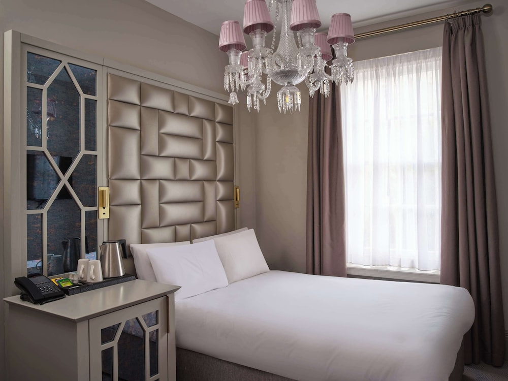 henrietta house a member of radisson individuals