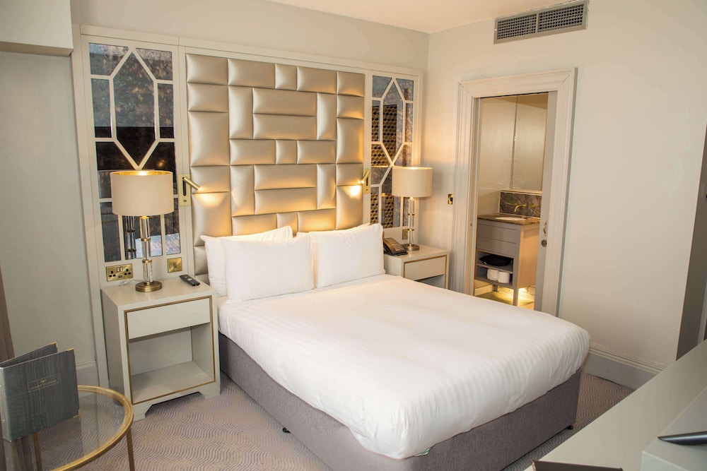 henrietta house a member of radisson individuals