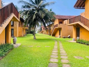 muthumuni ayurveda beach resort