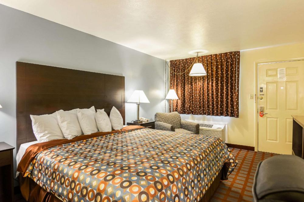 econo lodge woodstock shenandoah valley i 81