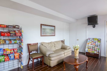 econo lodge woodstock shenandoah valley i 81