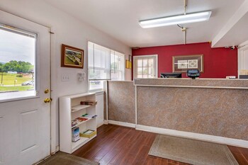 econo lodge woodstock shenandoah valley i 81