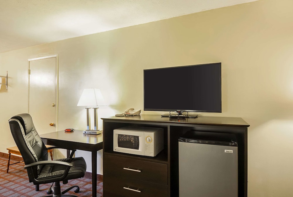 econo lodge woodstock shenandoah valley i 81