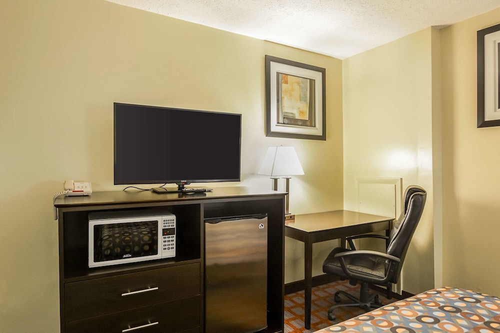 econo lodge woodstock shenandoah valley i 81