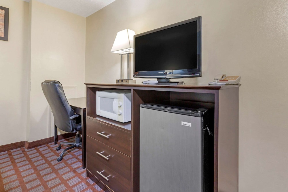 econo lodge woodstock shenandoah valley i 81