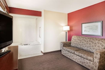 surestay plus hotel by best western litchfield