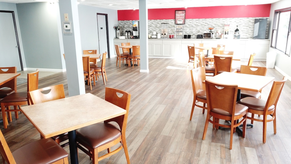 baymont by wyndham iron mountain