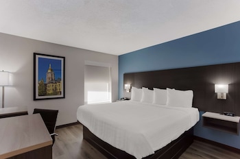 quality inn south bend near notre dame