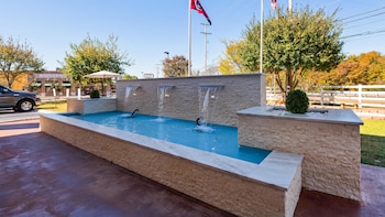 best western plus galleria inn and suites