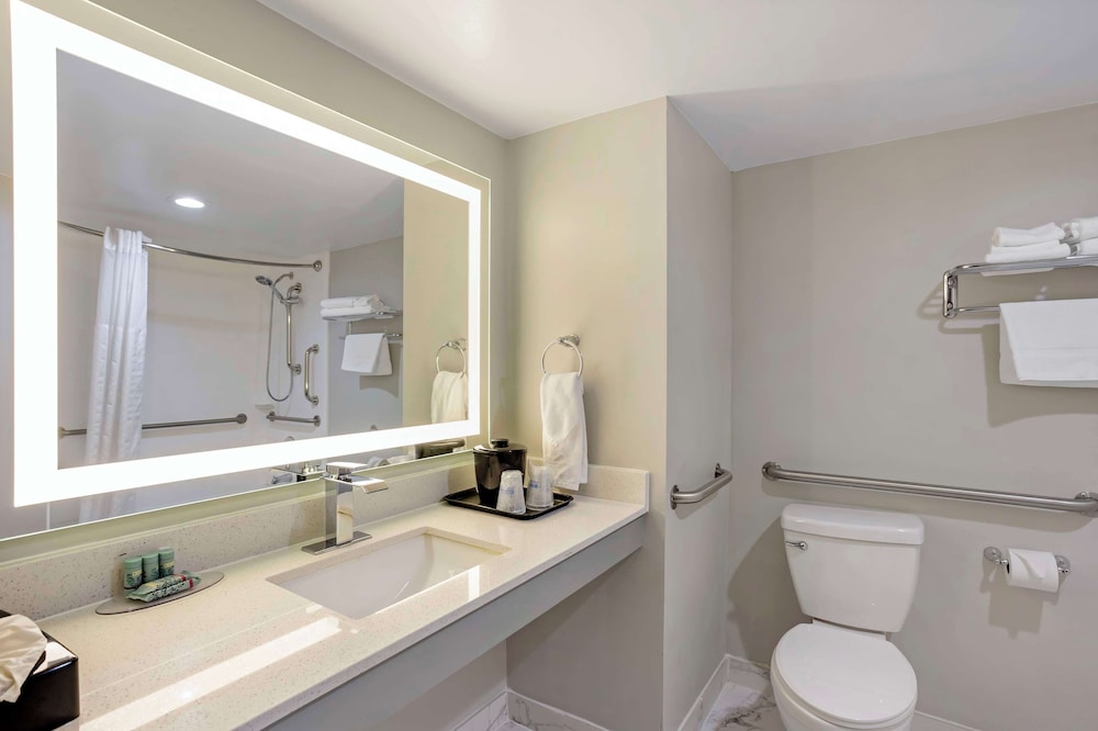 best western rutgers university hotel