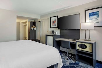 best western rutgers university hotel