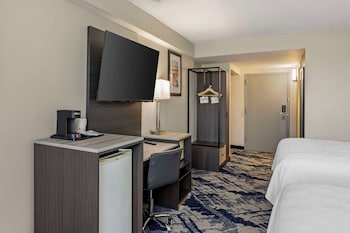 best western rutgers university hotel