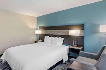 best western rutgers university hotel