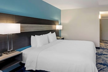 best western rutgers university hotel