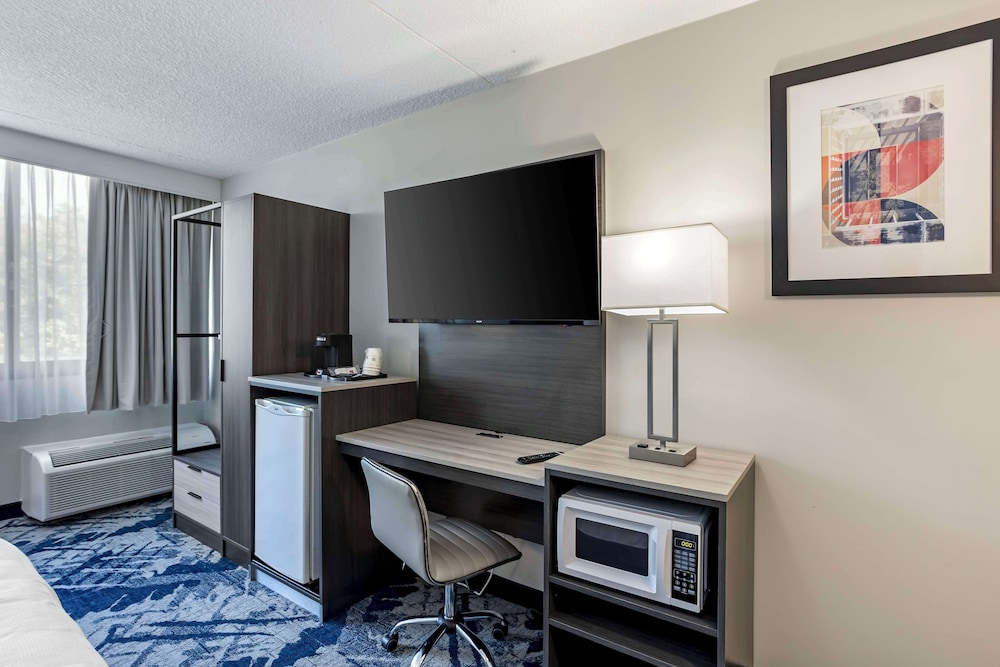 best western rutgers university hotel