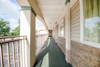 Hotel O Daylight Inn Elkhart I-90, In,,3 star