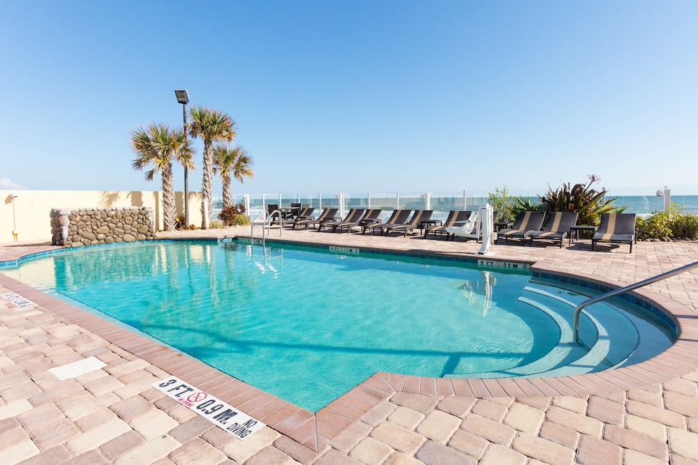 hampton inn daytona beach beachfront
