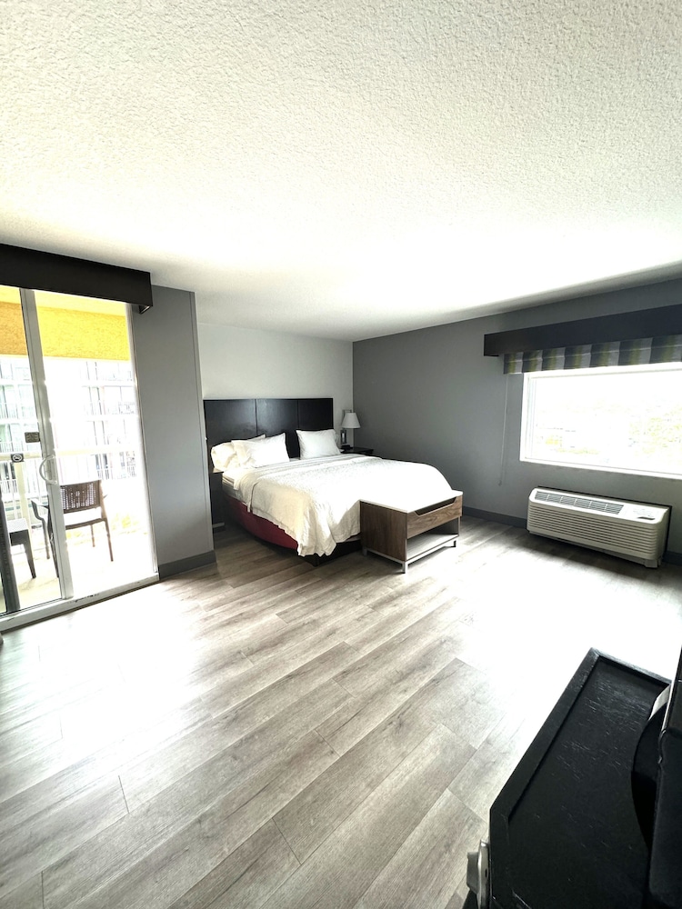 hampton inn daytona beach beachfront