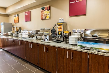 comfort inn and suites