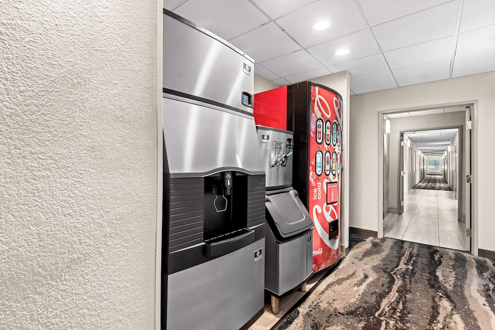 best western ottumwa inn and suites