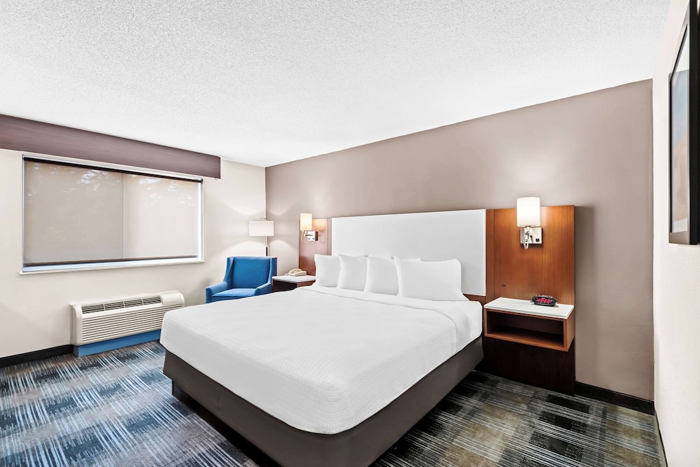 best western ottumwa inn and suites