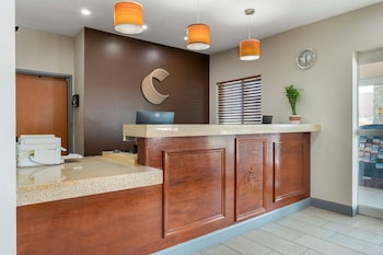 comfort inn and suites