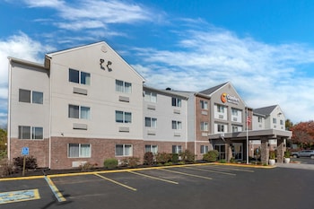 comfort inn and suites