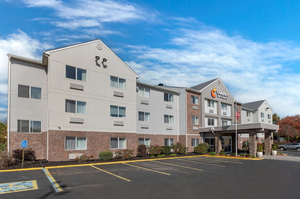 comfort inn and suites