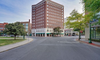 best western syracuse downtown hotel and suites