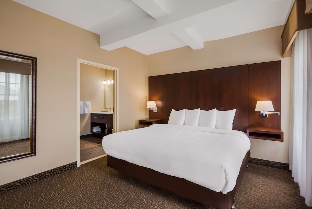 best western syracuse downtown hotel and suites