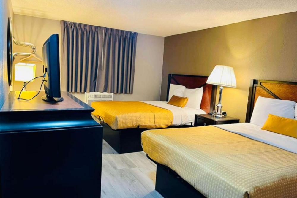 super 8 by wyndham benton harbor st joseph