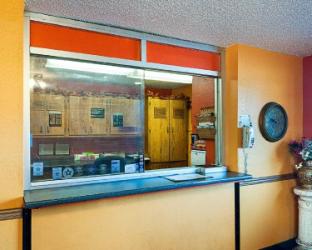 super 8 by wyndham benton harbor st joseph