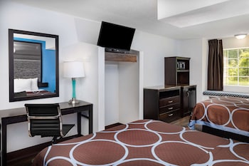 super 8 by wyndham pensacola