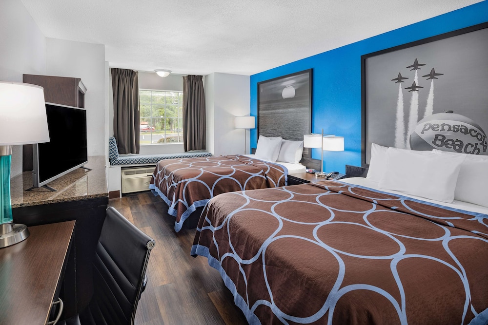 super 8 by wyndham pensacola