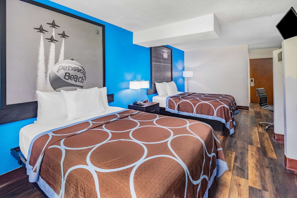 super 8 by wyndham pensacola