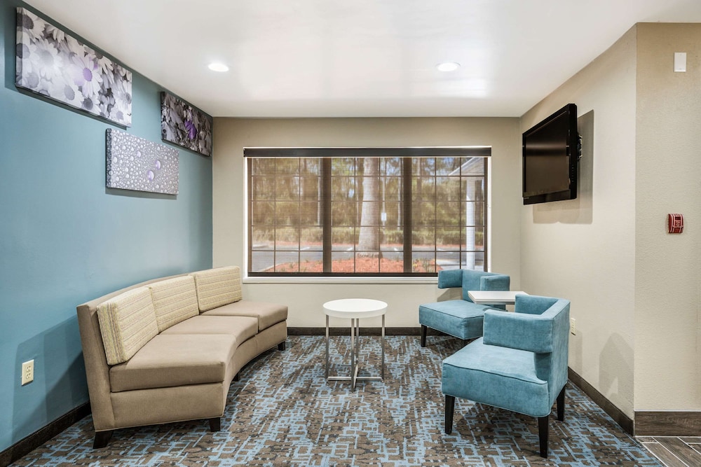 sleep inn and suites tallahassee capitol