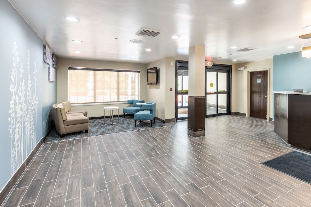 sleep inn and suites tallahassee capitol