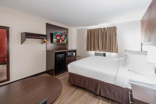 red roof inn bristol