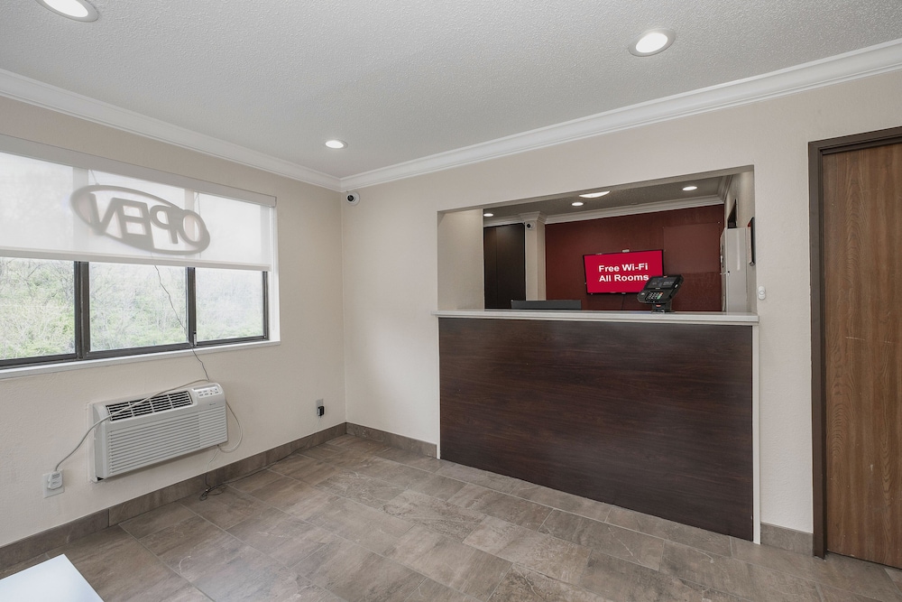 red roof inn bristol