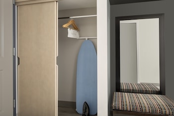 country inn and suites by radisson seattle tacoma international airport wa