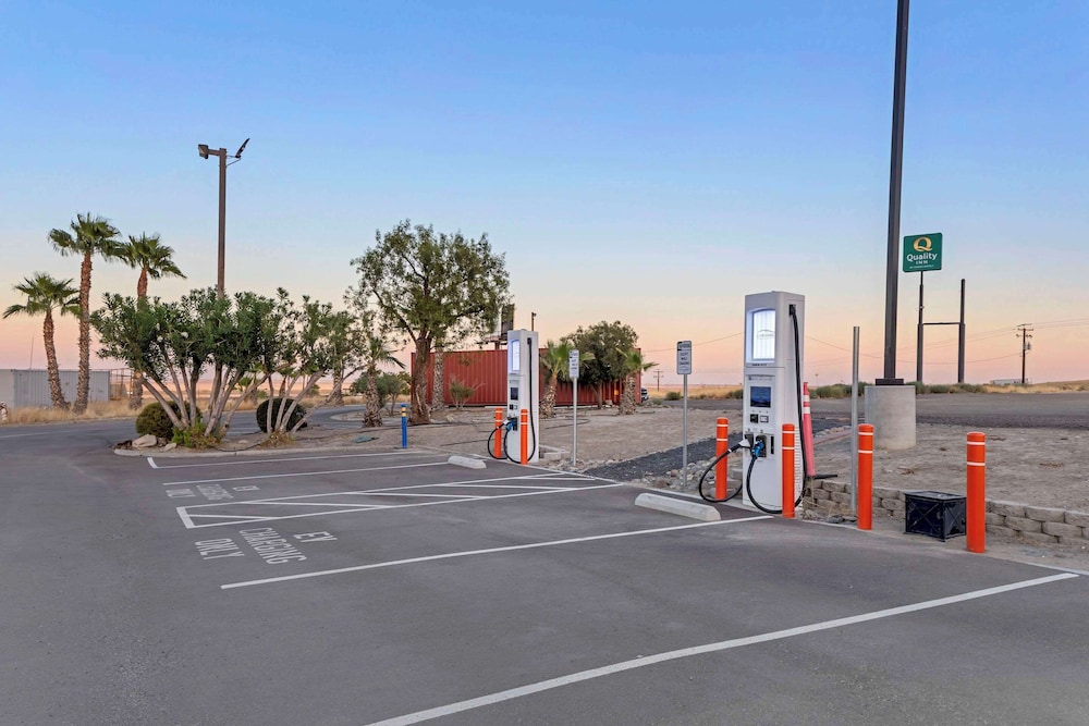 quality inn kettleman city near hwy 41